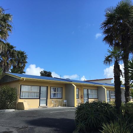Raglan Palm Beach Motel Zewnętrze zdjęcie