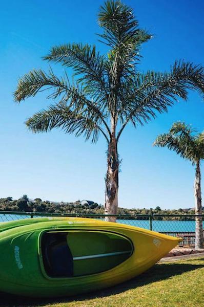 Raglan Palm Beach Motel Zewnętrze zdjęcie