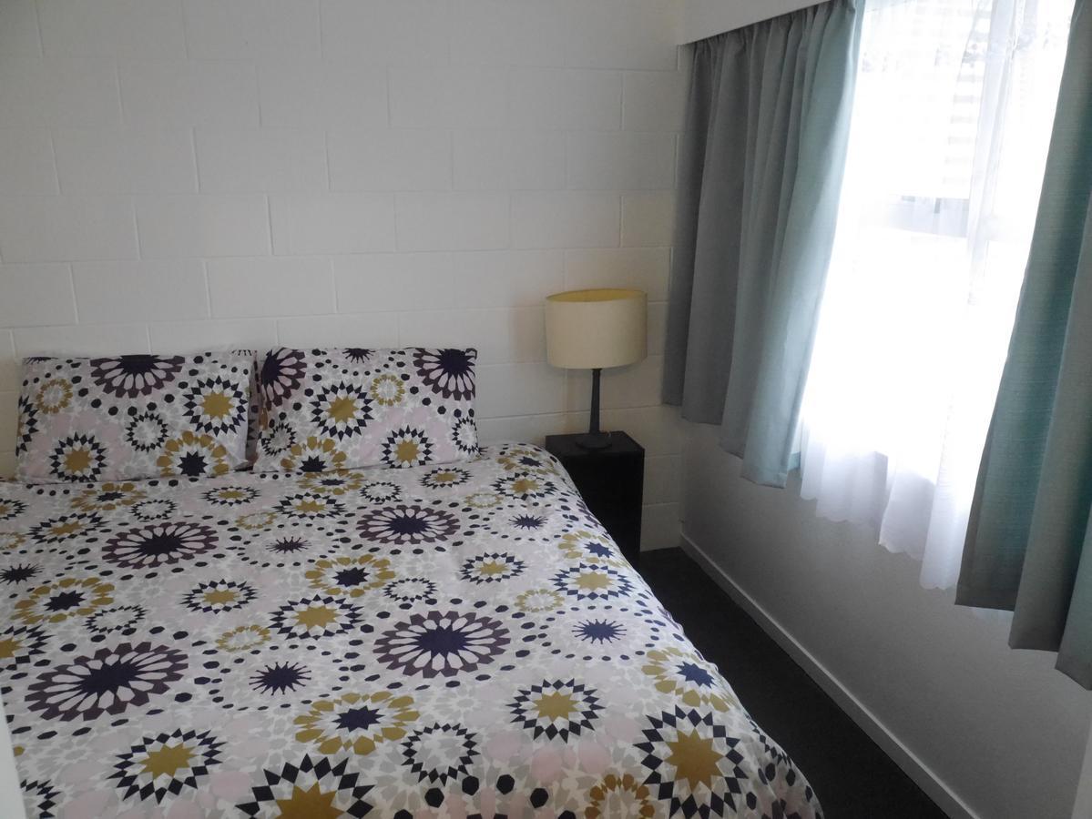 Raglan Palm Beach Motel Zewnętrze zdjęcie