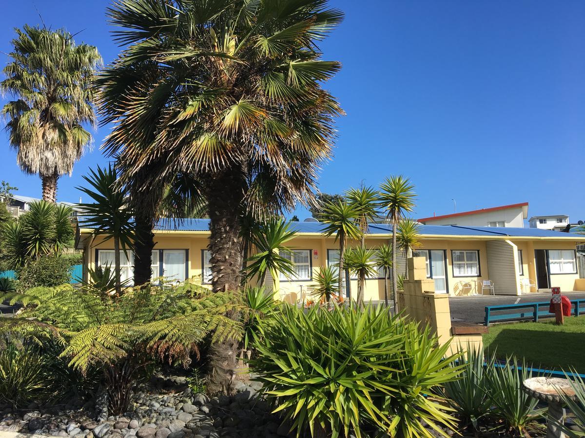 Raglan Palm Beach Motel Zewnętrze zdjęcie