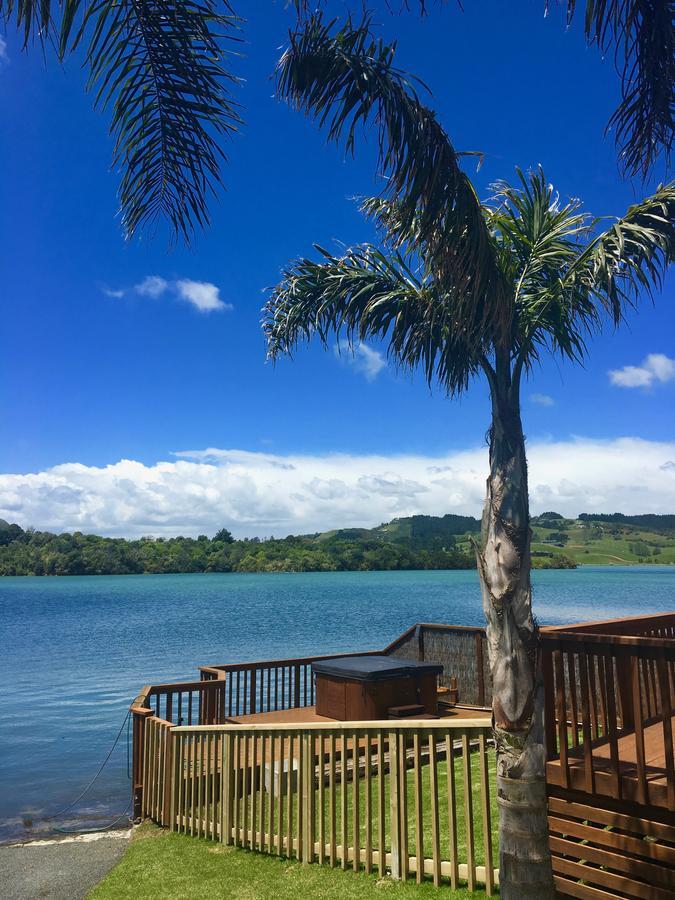 Raglan Palm Beach Motel Zewnętrze zdjęcie