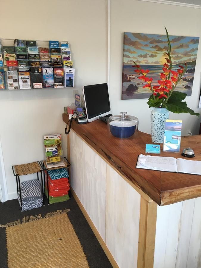 Raglan Palm Beach Motel Zewnętrze zdjęcie