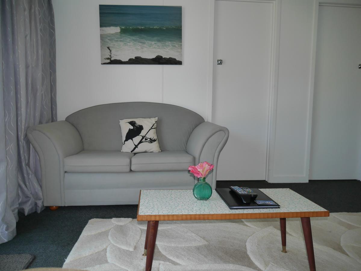 Raglan Palm Beach Motel Zewnętrze zdjęcie
