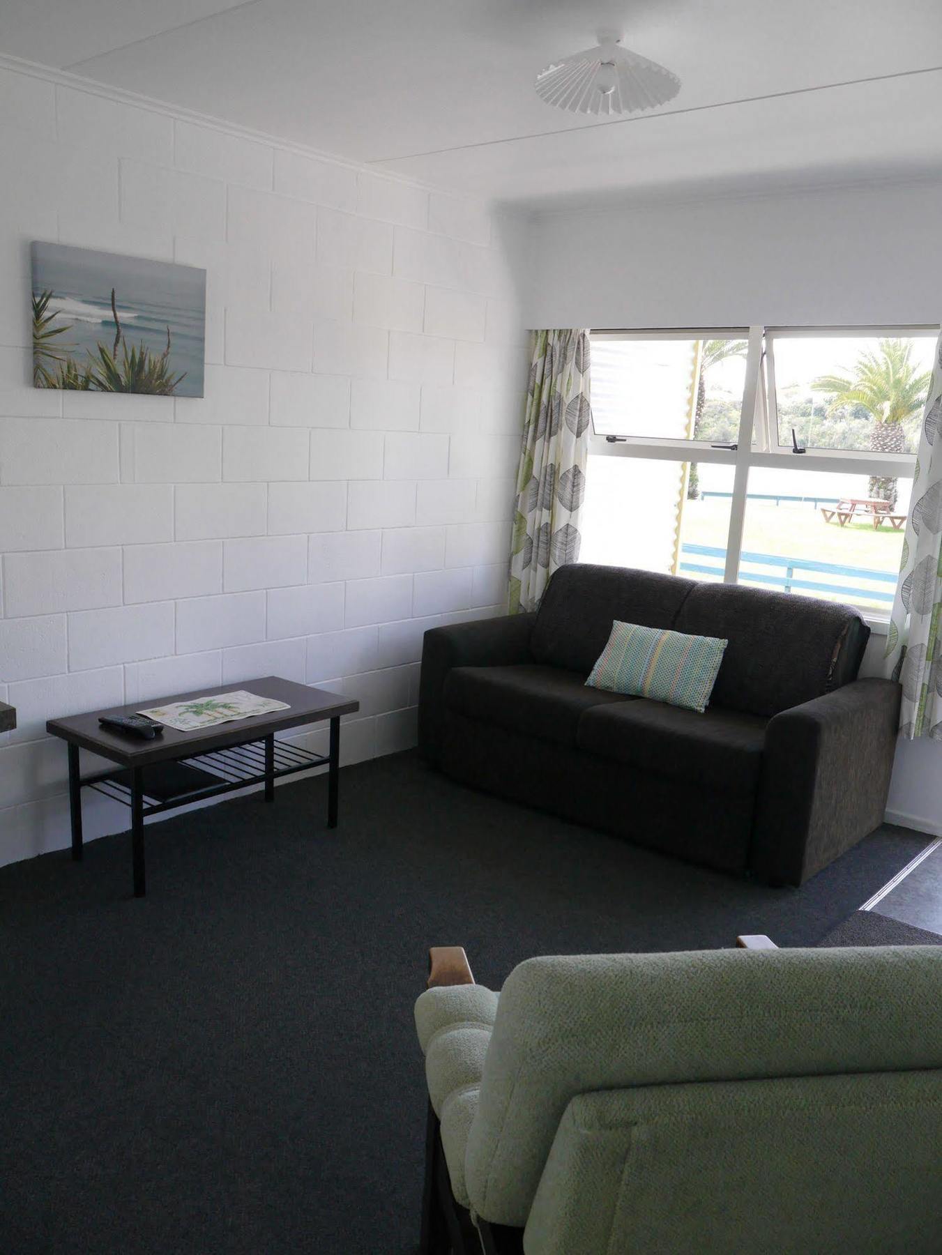 Raglan Palm Beach Motel Zewnętrze zdjęcie