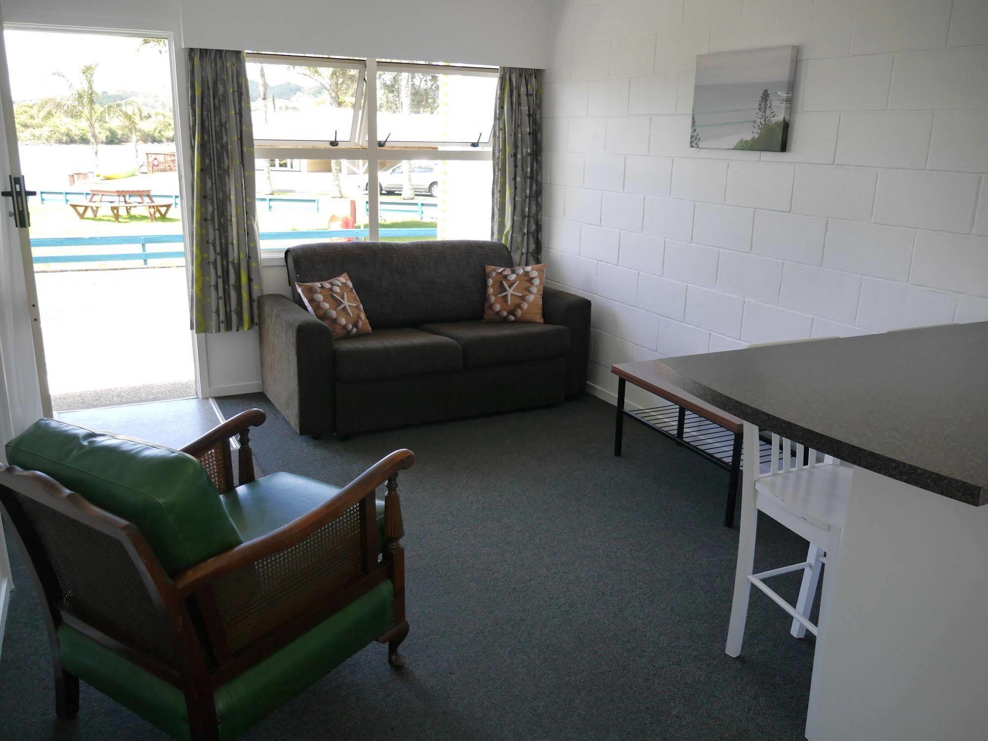 Raglan Palm Beach Motel Zewnętrze zdjęcie